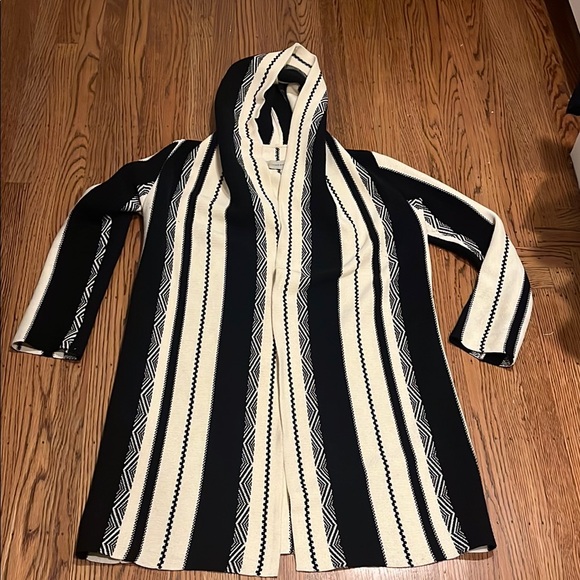 Chekanka Jacket - Picture 1 of 8